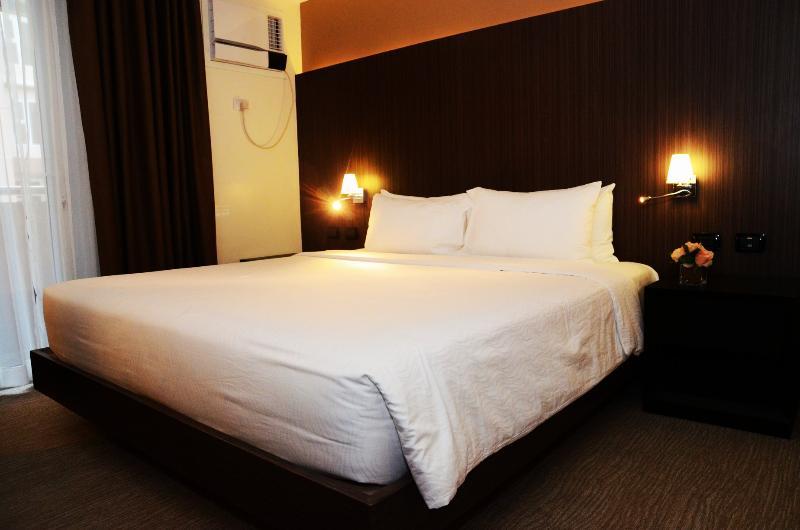 Stradella Hotel Cainta Bagian luar foto